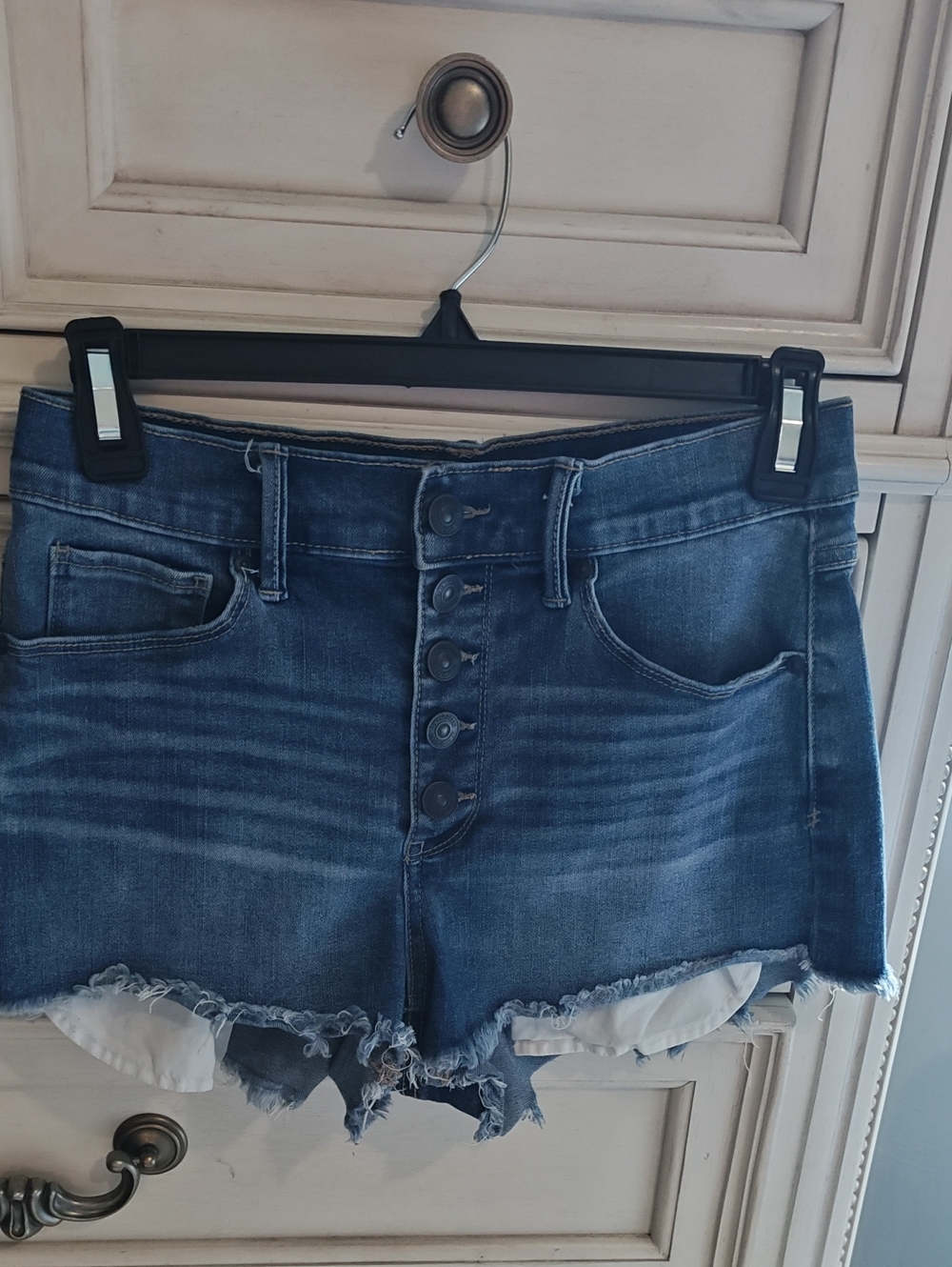 Rewash Distressed Button-Front Denim Shorts in Blue